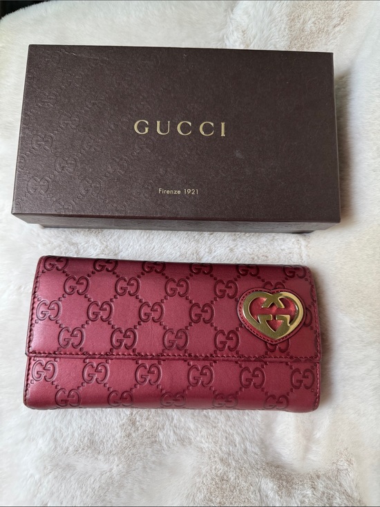 Gucci Handbags - Gucci Raspberry GG Heart Continental Wallet with Gold Accent